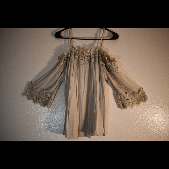 Top - Picture 3 of 5